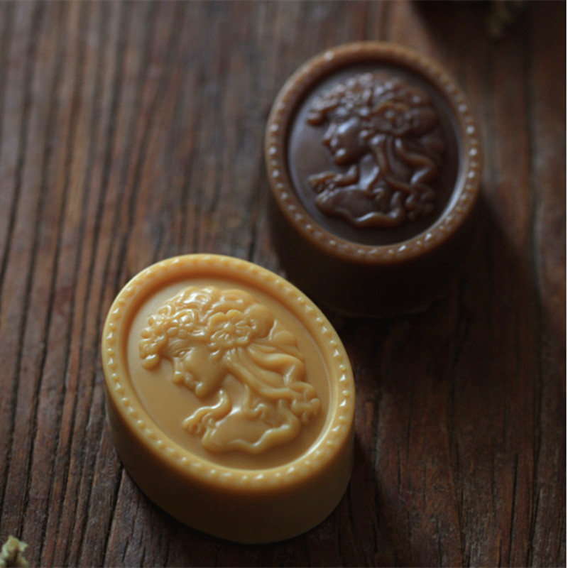 Candle. Queen - Great-Mold DIY Queen Mold for Soap